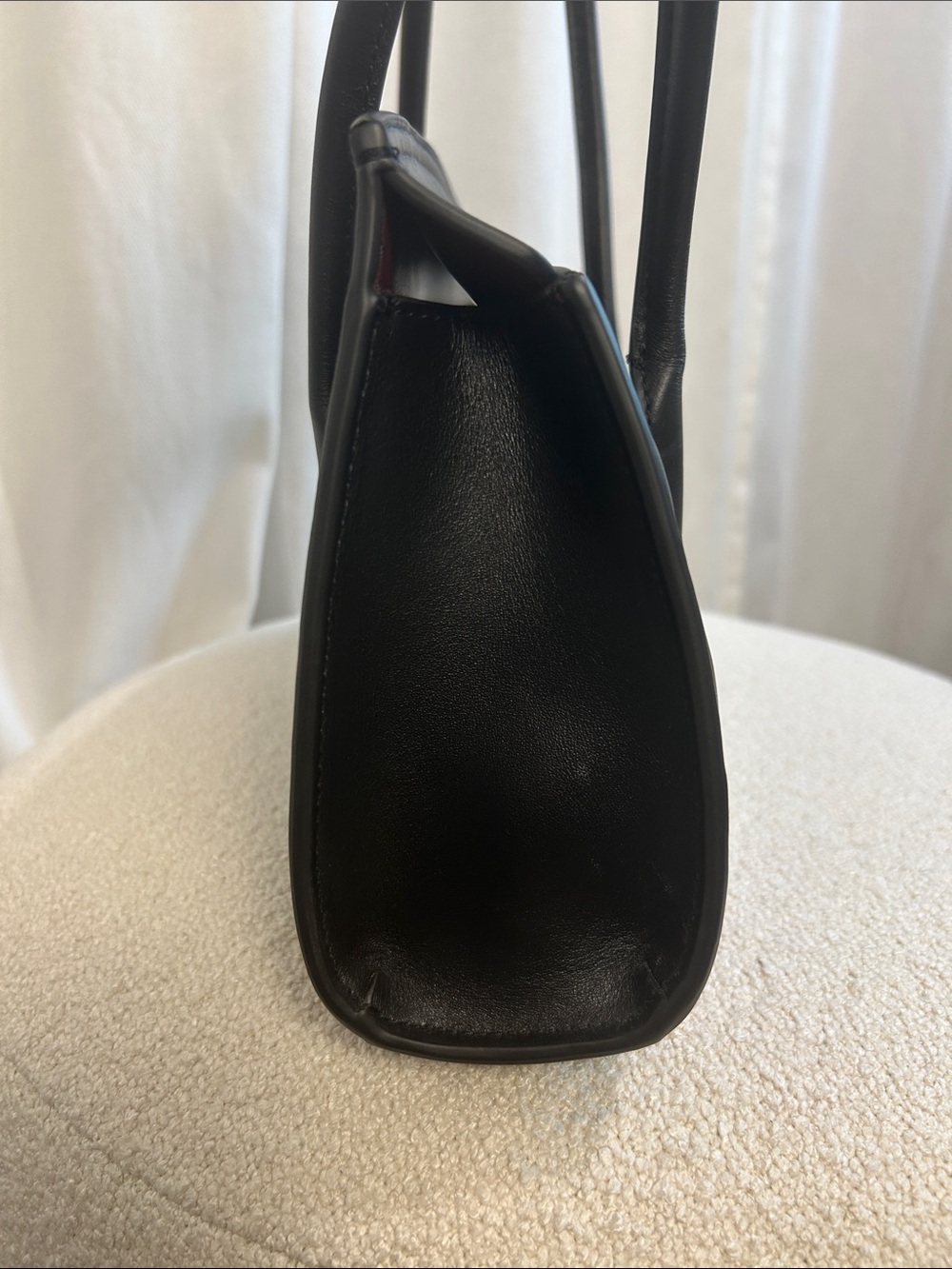 Quince Amelie Black Leather Shoulder Bag - Picture 14 of 17